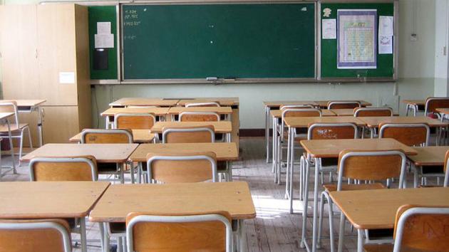 Dobbiamo distruggere, ripensare e ricostruire la scuola, solo così avremo una speranza