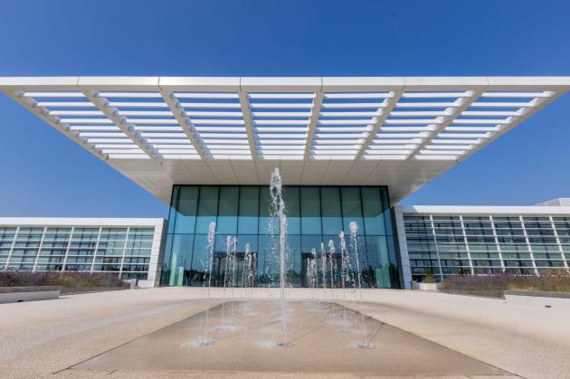 Philip Morris Manufacturing & Technology Bologna vince il Microsoft Intelligent Manufacturing Award 2025, premiato per il progetto "Manufacturing of the Future"