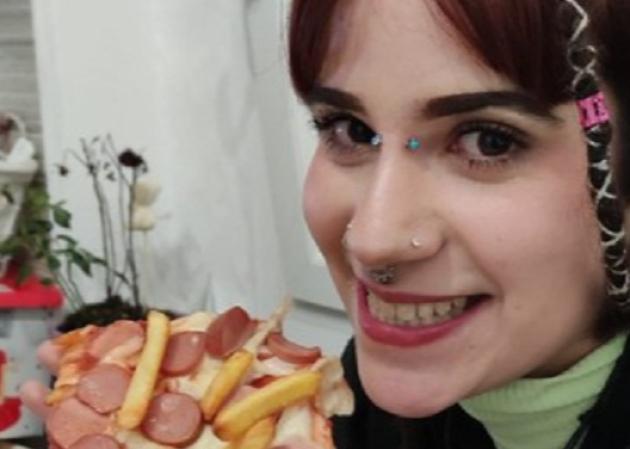 Napoli, studentessa 19enne Aurora Bellini morta per malore improvviso su traghetto diretto a Palermo, annullata gita scolastica