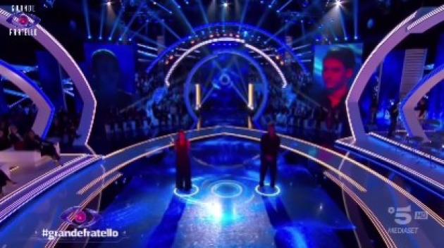 Chi &egrave; uscito dal Grande Fratello ieri sera, due eliminati ma colpo di scena, nomination, quarto finalista