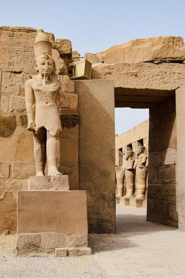 Egitto, scoperta a Luxor la tomba reale di Thutmosi II, faraone della XVIII dinastia, l'archeologo Litherland: "Potremmo scoprire la sua vera mummia"