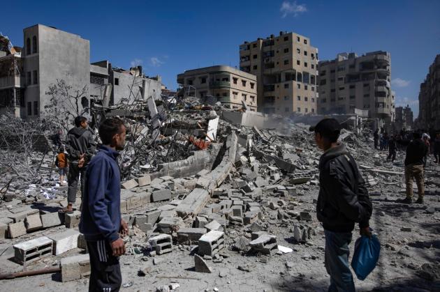 Gaza, "Egitto accoglierà 500mila residenti della Striscia", parte la "deportazione" annunciata dal GdI, oltre 1000 palestinesi morti dopo fine tregua di cui 200 bambini