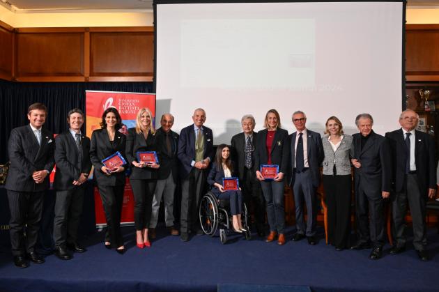 Foto di gruppo della Fondazione Baroni
