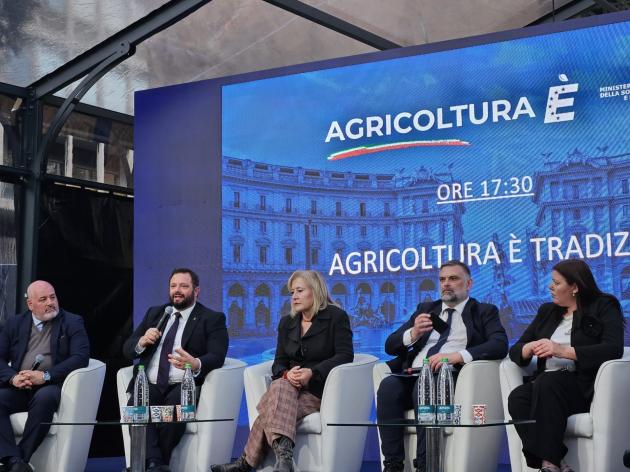 Agricoltura È, Mirco Carloni, Presidente Commissione Agricoltura: "È fondamentale rimettere al centro del dibattito gli agricoltori"