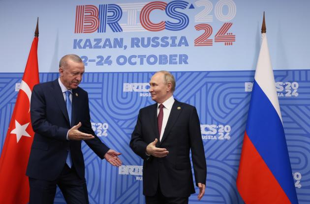 Turchia, l'errore fatale di Erdogan: sostenere la presa del potere del governo di al-Jolani in Siria, colpo fatale a relazioni con Russia e Iran
