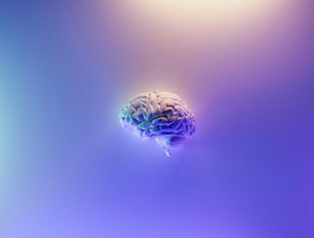 Secondo la scienza chi parla da solo è più intelligente
