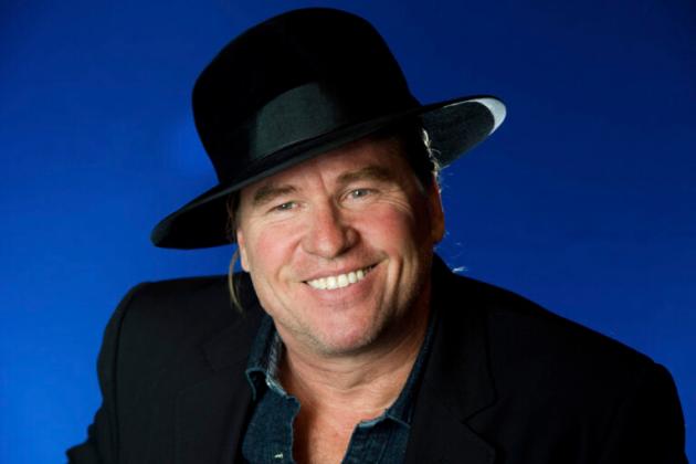 Addio a Val Kilmer, morto a 65 anni "Iceman" di Top Gun per le complicazioni di una polmonite, nel 2014 la tracheotomia per cancro alla gola