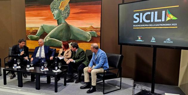 Regione Siciliana al Vinitaly 2025 il fenomeno Etna: quando il vino è cultura