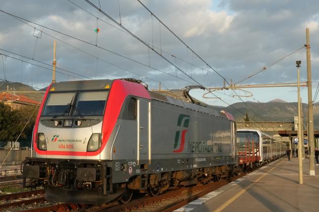 Mercitalia Rail, società Polo Logistica Fs, avviati collegamenti per trasportare con modalità "tutto treno" le nuove metro di Roma 
