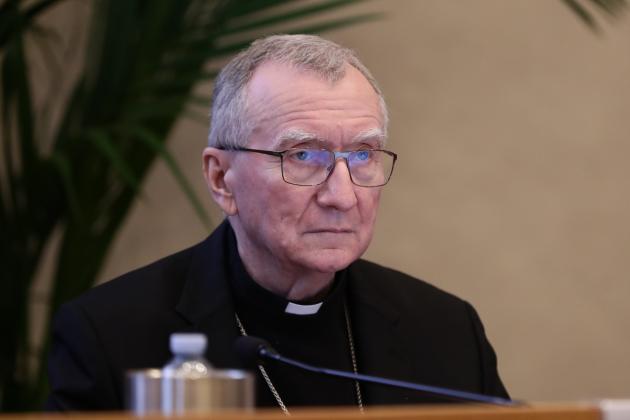 Parolin, il nome che piace a Giorgia Meloni: "Meglio lui che Zuppi, il cardinale di sinistra" - RETROSCENA ESCLUSIVO