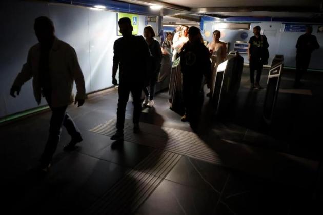 Blackout totale in Spagna e Portogallo: l'emergenza energetica come nuova strategia di governo neoliberale?