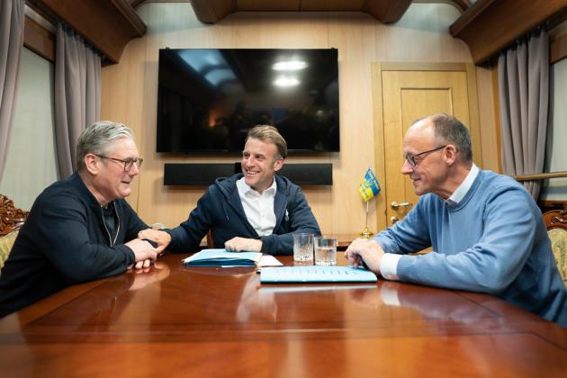 Ucraina, Macron, Merz, Starmer e Tusk a Kiev per "summit dei volenterosi", Meloni collegata da remoto: "Chiederemo cessate fuoco di 30 giorni a Mosca"