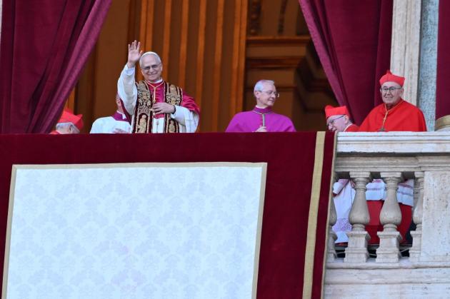 Intronizzazione Papa Leone XIV, oggi cerimonia di insediamento, 156 delegazioni, da Vance a Zelensky, da von der Leyen a Herzog - DIRETTA