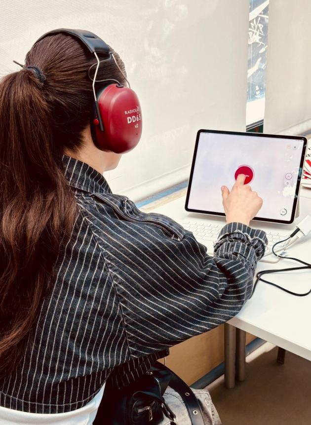 Amplifon al Festival dell’Economia di Trento: test dell’udito gratuiti con l’innovativo audiometro digitale OtoKiosk