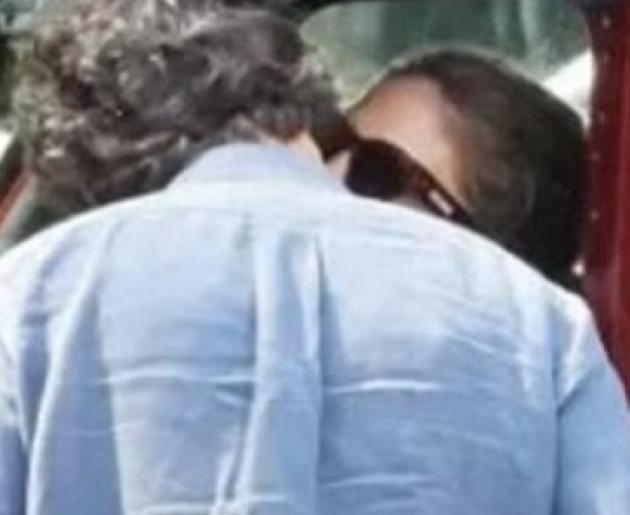 Chiara Ferragni e Giovanni Tronchetti Provera si sono lasciati: lui torna dalla ex moglie e scatta il bacio