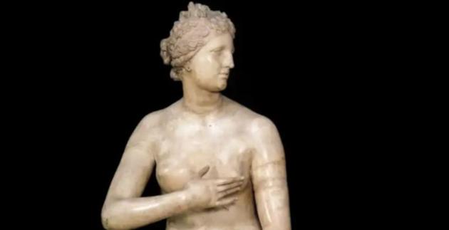 Berlino, la Venere dei Medici spostata da un ufficio pubblico a un museo per sessismo: "E' nuda" .....,