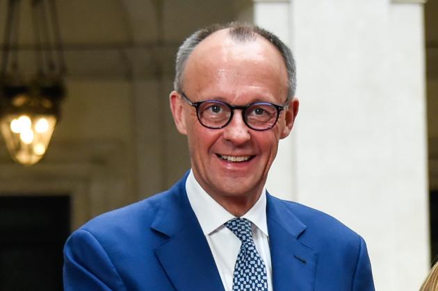 Germania al collasso politico: quando fare domande diventa spionaggio