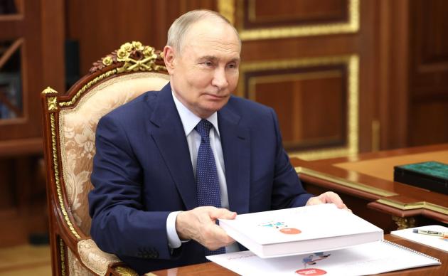 Putin fa sapere le sue condizioni per la pace: Ucraina neutrale e niente più espansionismo della Nato verso oriente