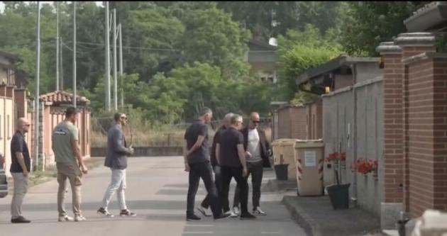 Garlasco, carabinieri del Ris nella villetta dei Poggi con droni e laser scanner per ricostruzione 3D, pm: “Accertare tracce ed effetti materiali del reato”