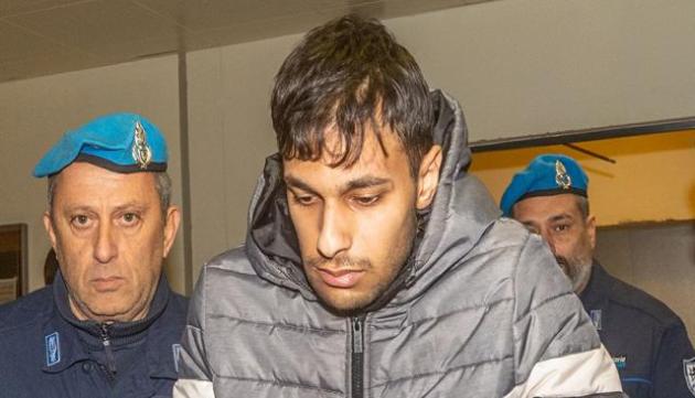 Milano, arrestato Fares Bouzidi a CityLife, amico di Ramy Elgaml accusato del furto di moto Yamaha Tener&eacute; da oltre &euro;15mila