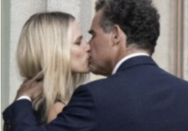 Michelle Hunziker, scatta il bacio con Nino Tronchetti Provera durante una passeggiata mano nella mano, "si frequentano da almeno sei mesi" - FOTO
