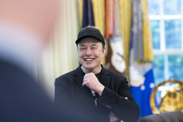 Elon Musk fonda il suo partito, America party, per fare un dispetto a Donald Trump: ormai è guerra aperta tra i due