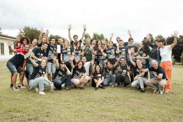 Fondazione Amplifon, presentato il Bilancio Sociale 2024 con focus su fragilità, volontariato e progetti per gli anziani