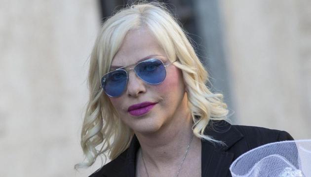 Taglio vitalizi, Ilona Staller “Cicciolina” fa ricorso: “Voglio 10mln di € di risarcimento, con 1000 al mese non vivo dignitosamente”