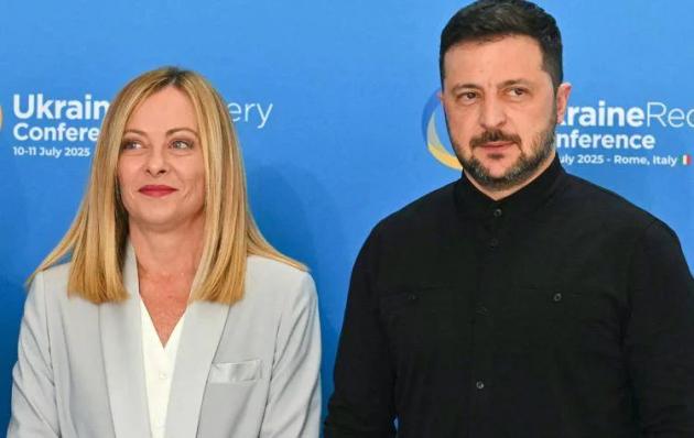 4ª conferenza su ricostruzione Ucraina a Roma, Meloni tende la mano a Zelensky contro Putin: “Piano russo fallito, vogliamo Kiev libera e prospera”