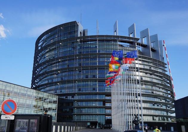 Ops UniCredit-Banco BPM, il Parlamento Ue solleva dubbi sul golden power: "Criticità legali, economiche e rischio conflitti Ue-Italia"