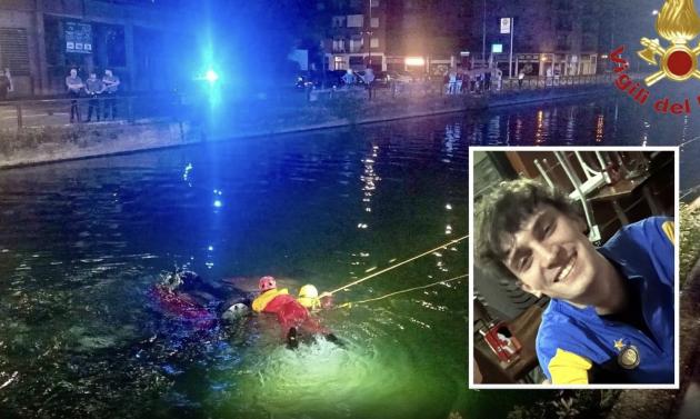 Corsico (Milano), 24enne Alessandro Nebbiolini morto dopo essere uscito di strada e finito con l’auto nel naviglio, prima la serata con gli amici