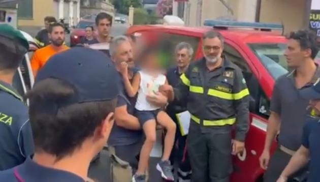 Bambino scomparso da Ventimiglia trovato vivo, riconosciuto da un passante, Allen è "un po' escoriato e disidratato"