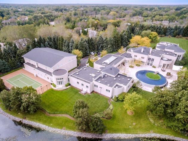 Leggende NBA, se volete soggiornare nella celebre villa di Michael Jordan ora è in affitto su Airbnb