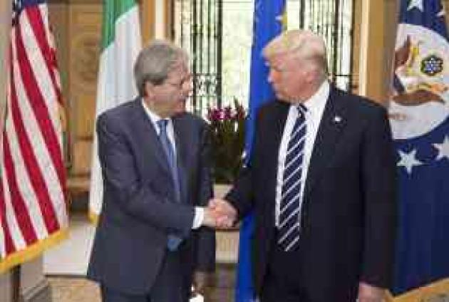 Trump alla fine si è deciso: dazi all'Europa del 30% con tanto di oscene minacce; la UE vuole trattare