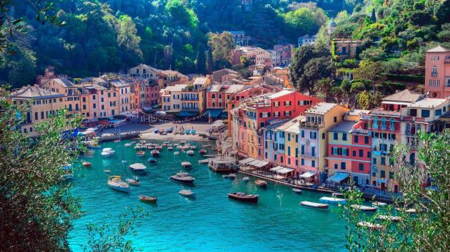 Portofino, vietato l'accesso a clochard e mendicanti per tutelare la vocazione turistica del borgo