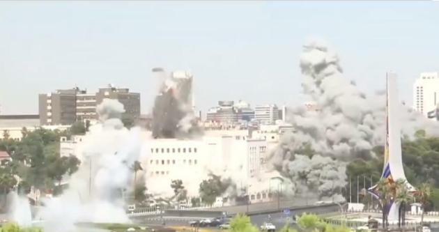 Israele bombarda la Siria con la scusa della difesa dei drusi, ma l'obiettivo è destabilizzare al-Jolani e mantenere controllo su territori occupati