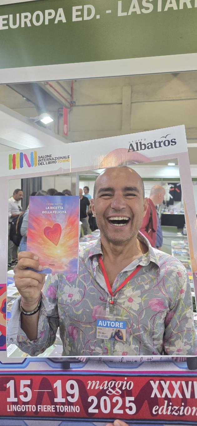 La Ricetta della Felicità, il nuovo libro di Luciano Mancini è un invito a rallentare, ascoltarsi e riscoprirsi