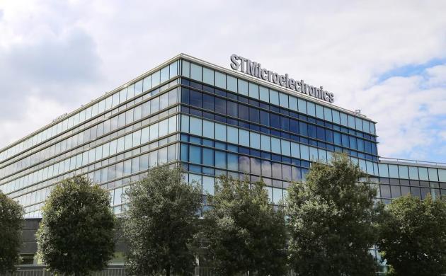 STMicroelectronics, accordo da €950 mln per acquisire i sensori MEMS di NXP e rafforzare l’offerta automotive e industriale