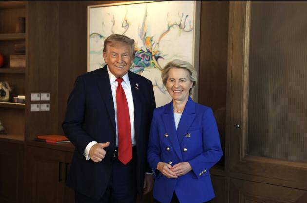 Dazi, accordo von der Leyen-Trump su tariffe al 15%, tycoon: “Su acciaio e alluminio restano al 50%, Ue comprerà da noi 150 mld $ in energia e armi”