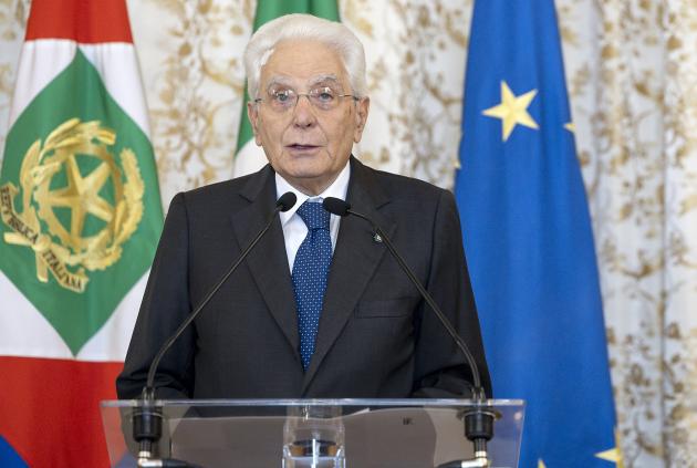 Mattarella ancora contro Putin: “Russia ha cancellato pace ed equilibrio in Ue”, poi su Gaza: “Situazione drammatica e intollerabile”