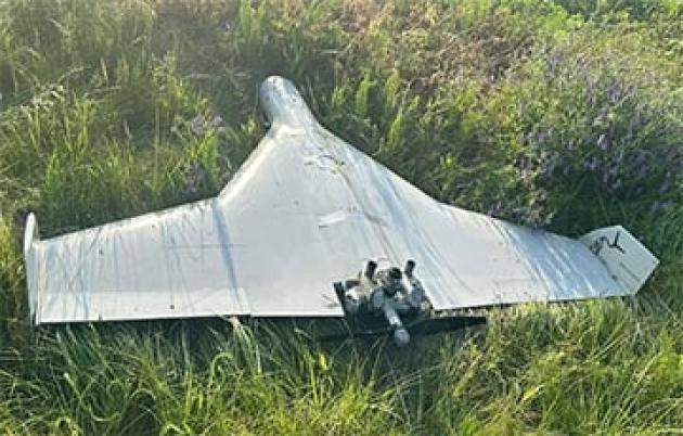 Ucraina, scoperto drone russo UAV CBTS.611000 realizzato interamente con componenti cinesi, Pechino però nega: "Nessuna fornitura di armi nel conflitto"