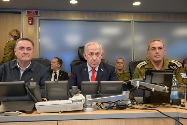 Gaza, spaccatura netta tra Netanyahu ed esercito israeliano, Idf cancellano emergenza bellica e riducono i militari, ex capo Shin Bet: "Non è una guerra giusta"