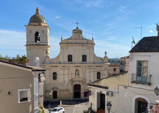 Rossano (Calabria): potrebbe essere un diamante, invece è uno zircone che neanche luccica