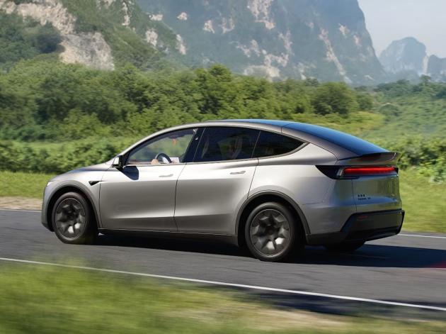 Tesla, lanciata la nuova auto elettrica Model Y L a sei posti; il prezzo di partenza è di circa 47.200 dollari