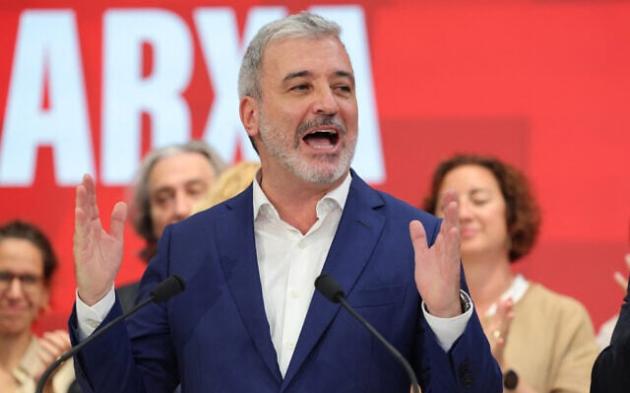 Israele impedisce ingresso a sindaco Barcellona Collboni, a maggio interruppe rapporti con Tel Aviv: "Le morti a Gaza rendono ogni relazione impraticabile"