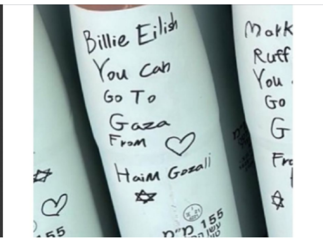 Israele, follia dell'Idf: sui missili per bombardare Gaza i nomi di Billie Eilish e Mark Ruffalo, avevano denunciato il genocidio palestinese