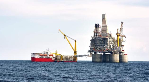 Il colosso Usa del petrolio Exxon verso il ritorno in Russia dopo 3 anni, colloqui con Rosneft e possibile ripresa del progetto Sakhalin-1