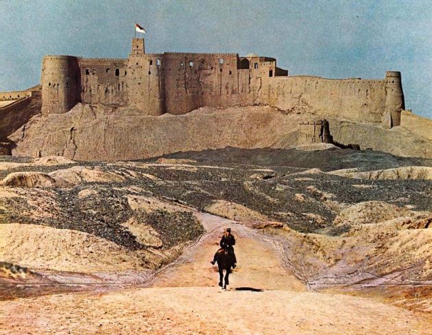 Il "Deserto dei Tartari" di Dino Buzzati quale profezia geopolitica e paradosso esistenziale post-moderno