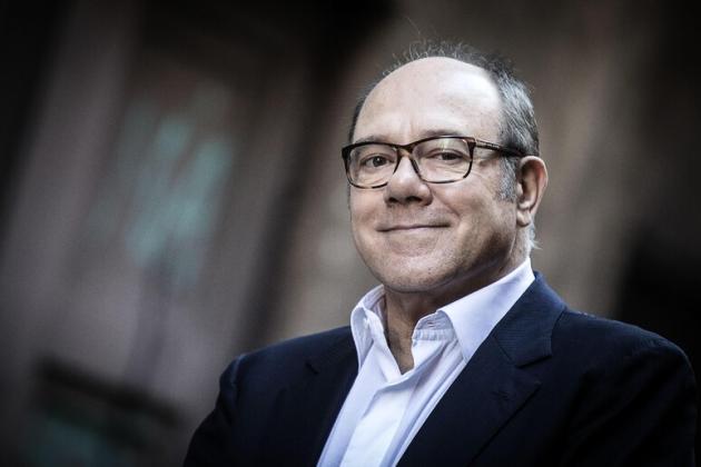 Carlo Verdone vittima o finto ingenuo? Il grande attore è ormai un’ombra che cerca solo visibilità
