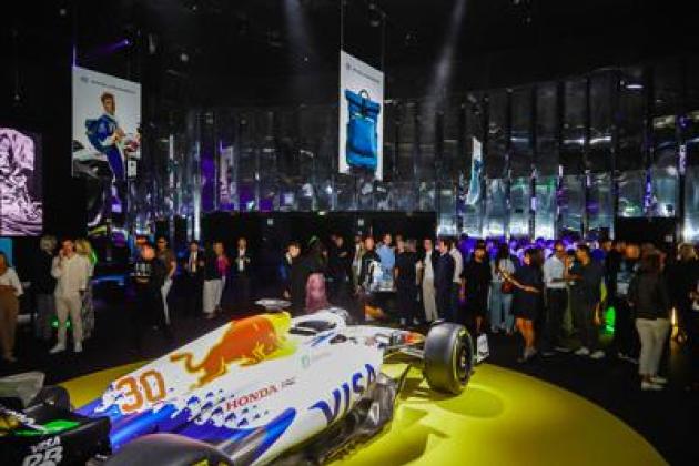 Piquadro accelera nel motorsport: partnership con Visa Cash App RB, nuovo flagship store e limited edition per Monza